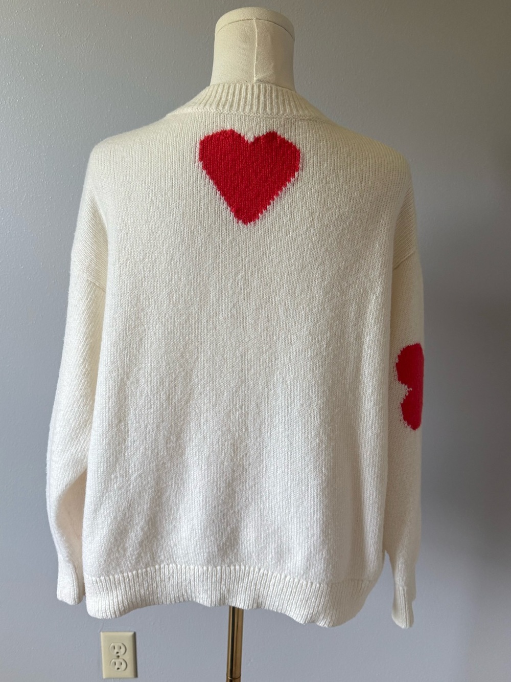 Lou & Grey for Loft Women's Cream Crewneck Sweater with Pink & Red Hearts - Picture 3 of 6